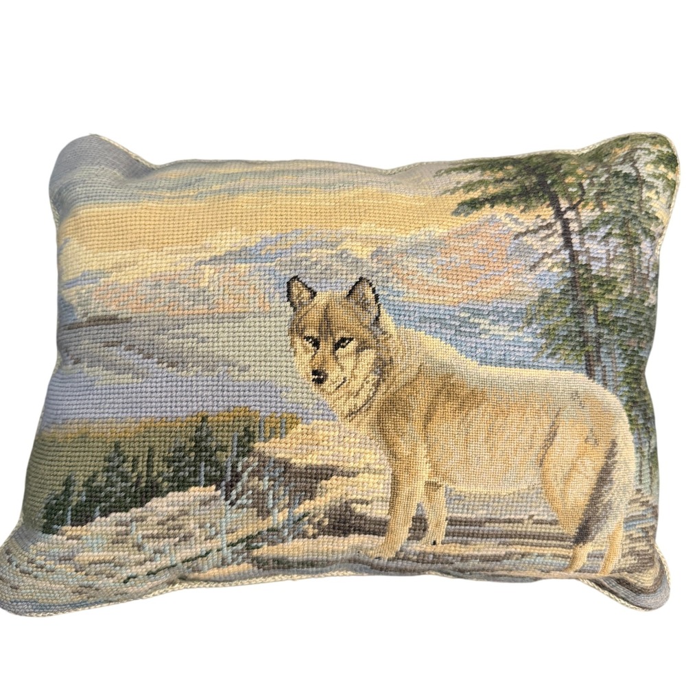 Wolf Needlepoint Pillow Tapestry Style Wildlife Cabin‎ Lodge Decor 16x12